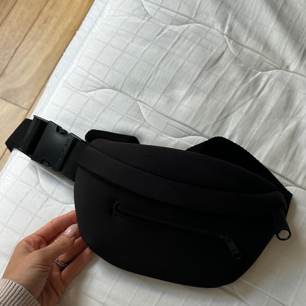 Dagne Dover Black Neoprene Crossbody Bag